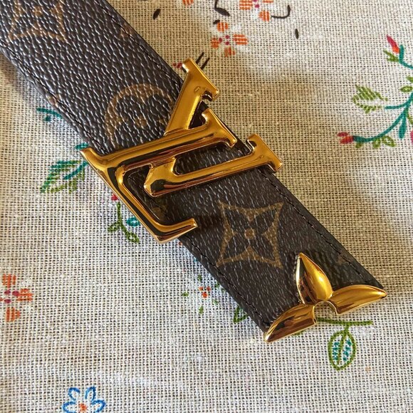 Louis Vuitton Gold LV Buckle Belt Reversible Monogram Leather 34in - Picture 3 of 7